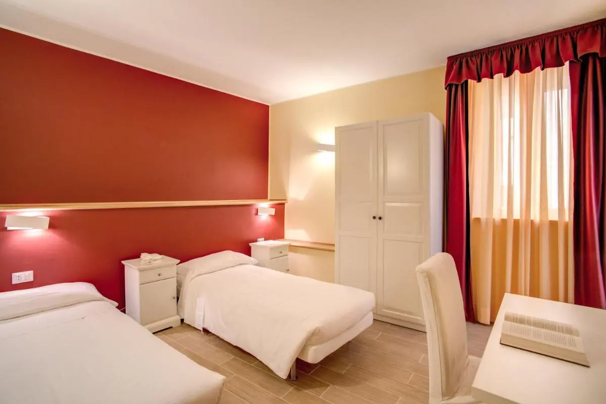 Image 1 of Top Floor Navona