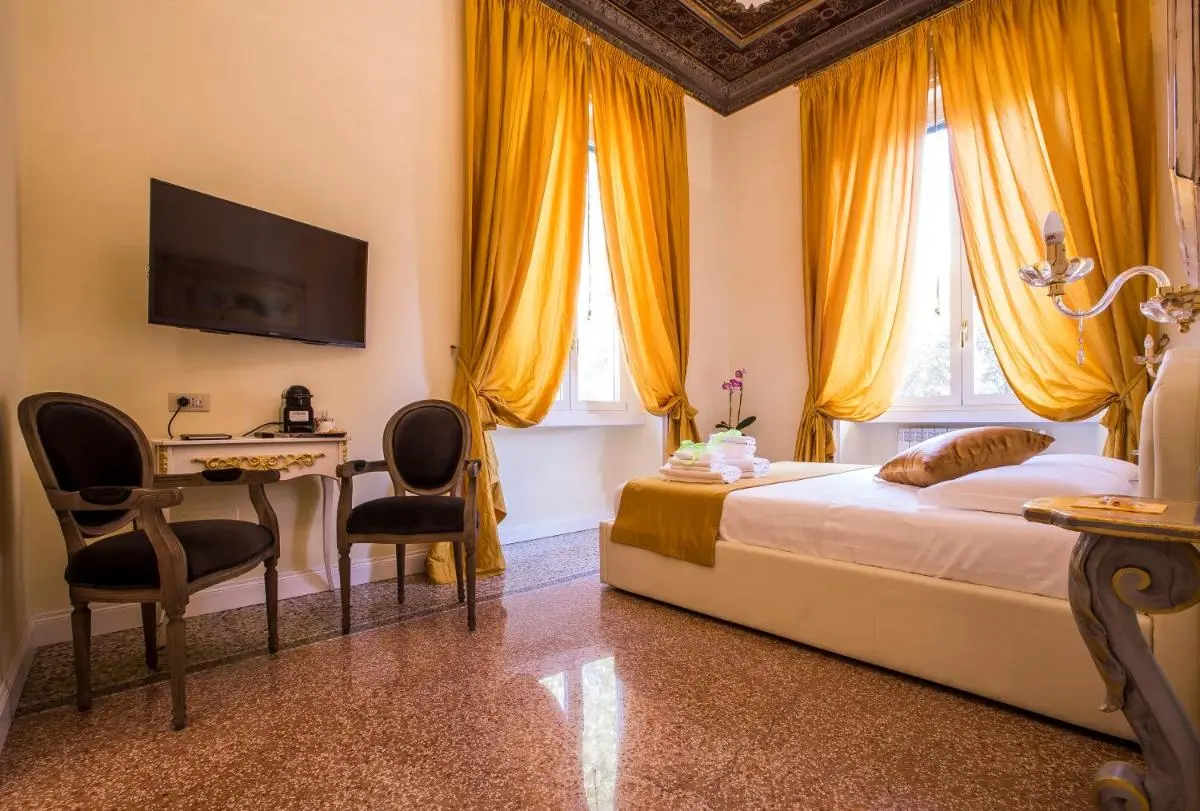 Image 1 of Trastevere Royal Suite Trilussa