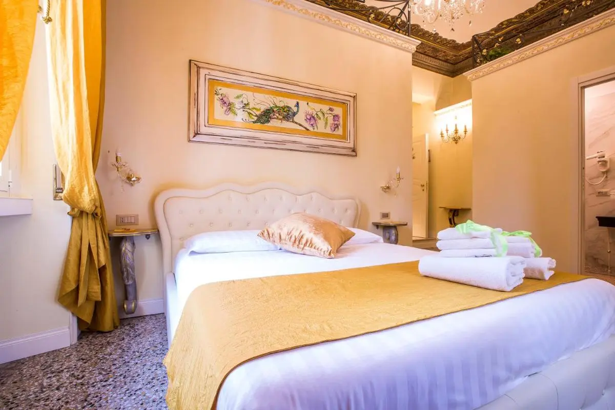 Image 6 of Trastevere Royal Suite Trilussa