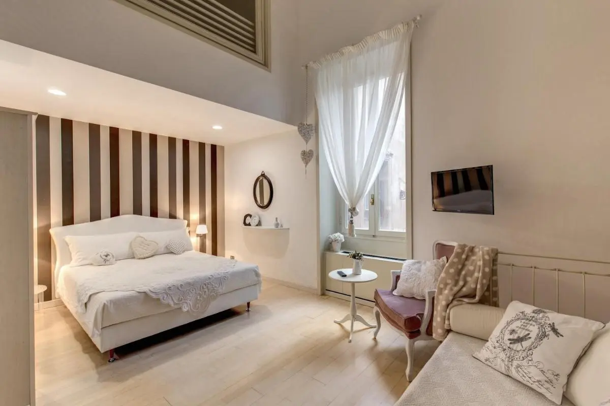 Image 6 of Trevi Miracle Suite