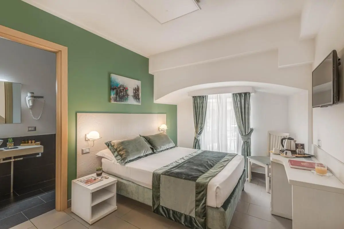 Image 1 of Trevi Palace Hotel