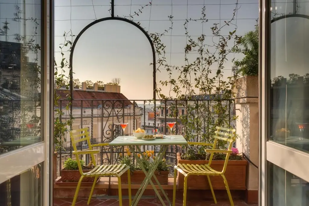 Image of Tritone Top House