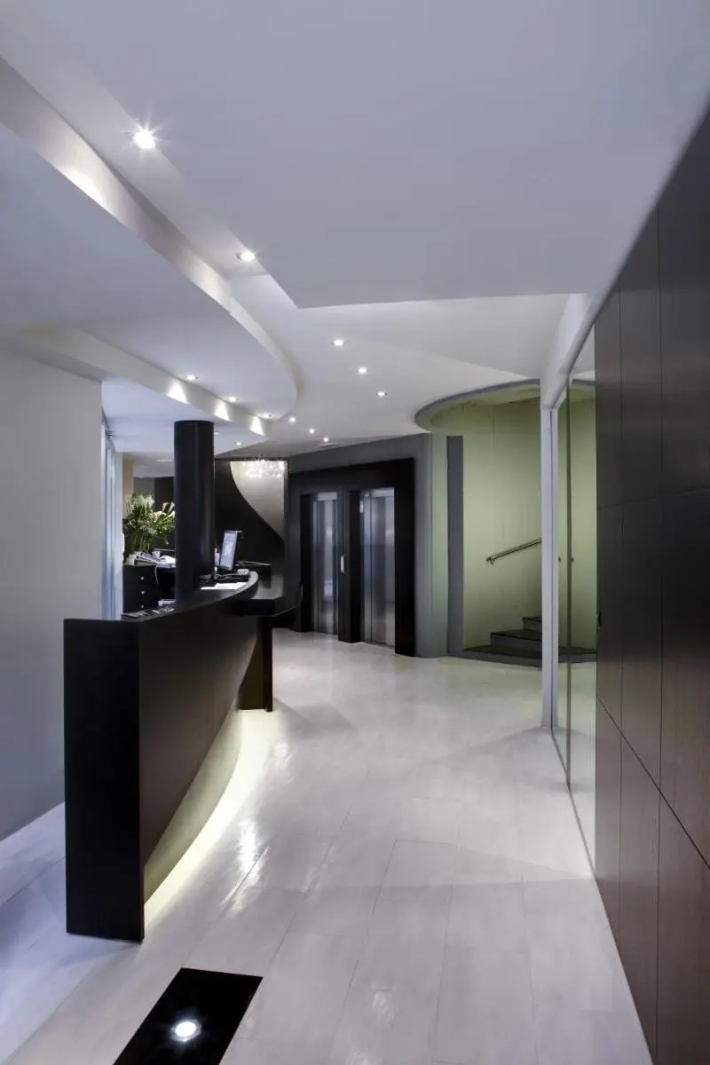 Image 6 of Twentyone Hotel