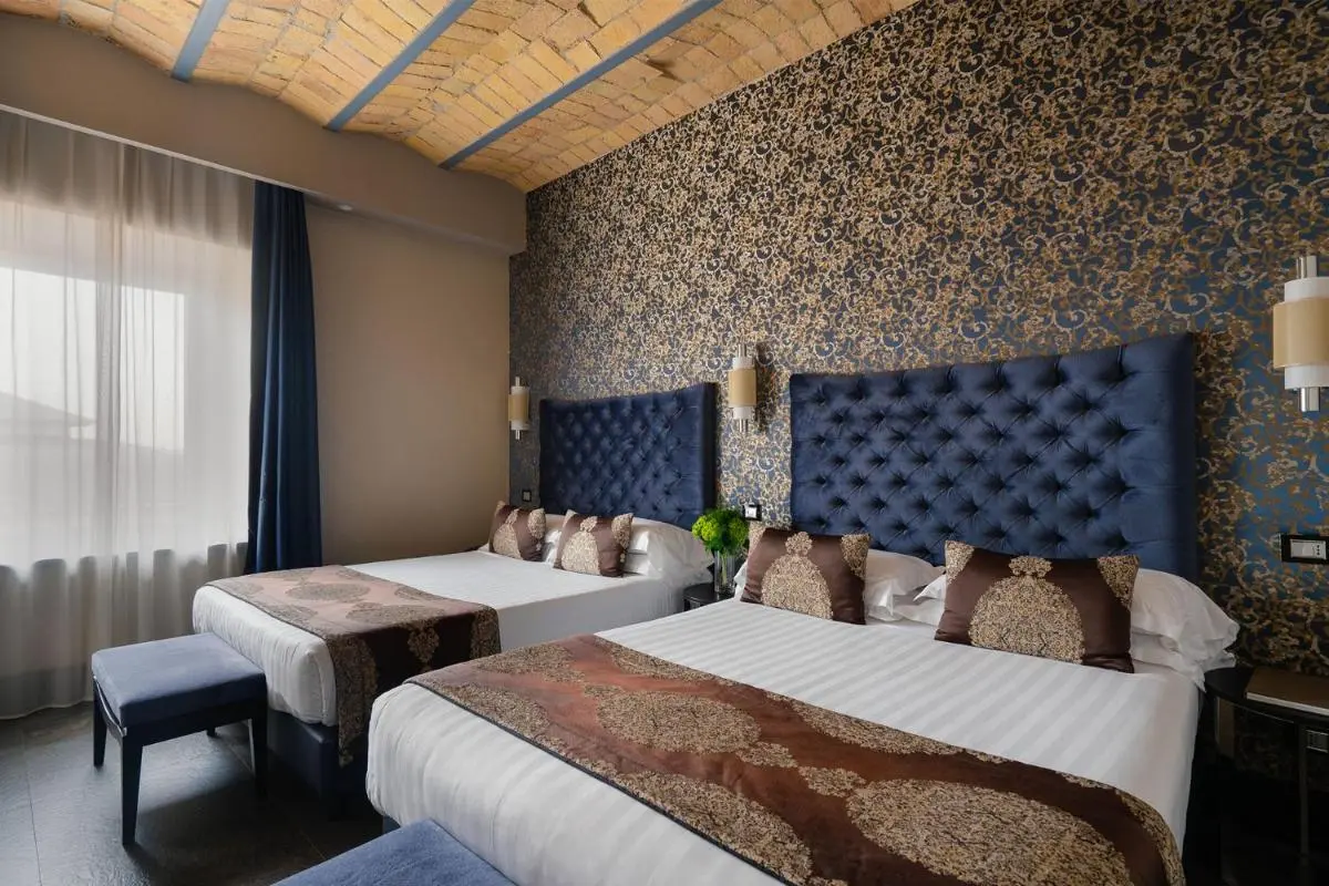 Image 2 of Unica Suites Rome