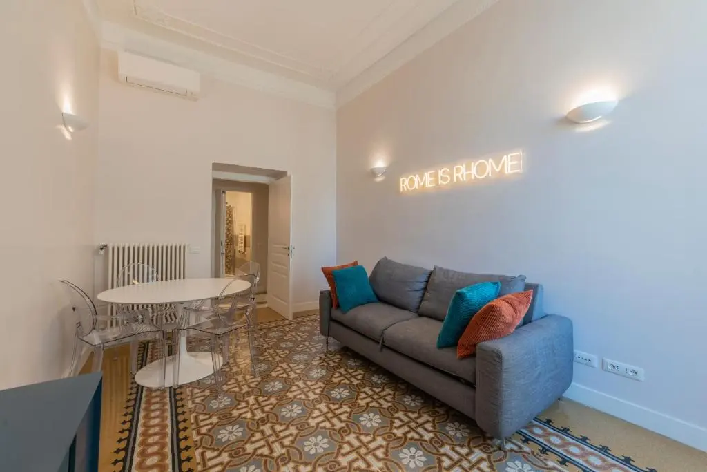 Image of Vintage Ottaviano Apartment