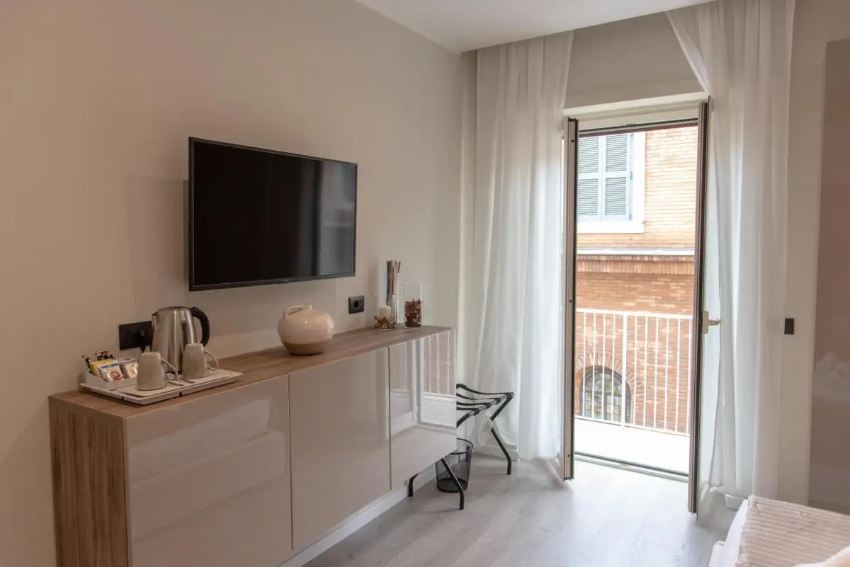 Image 4 of XXIV Domus Luxury Suites