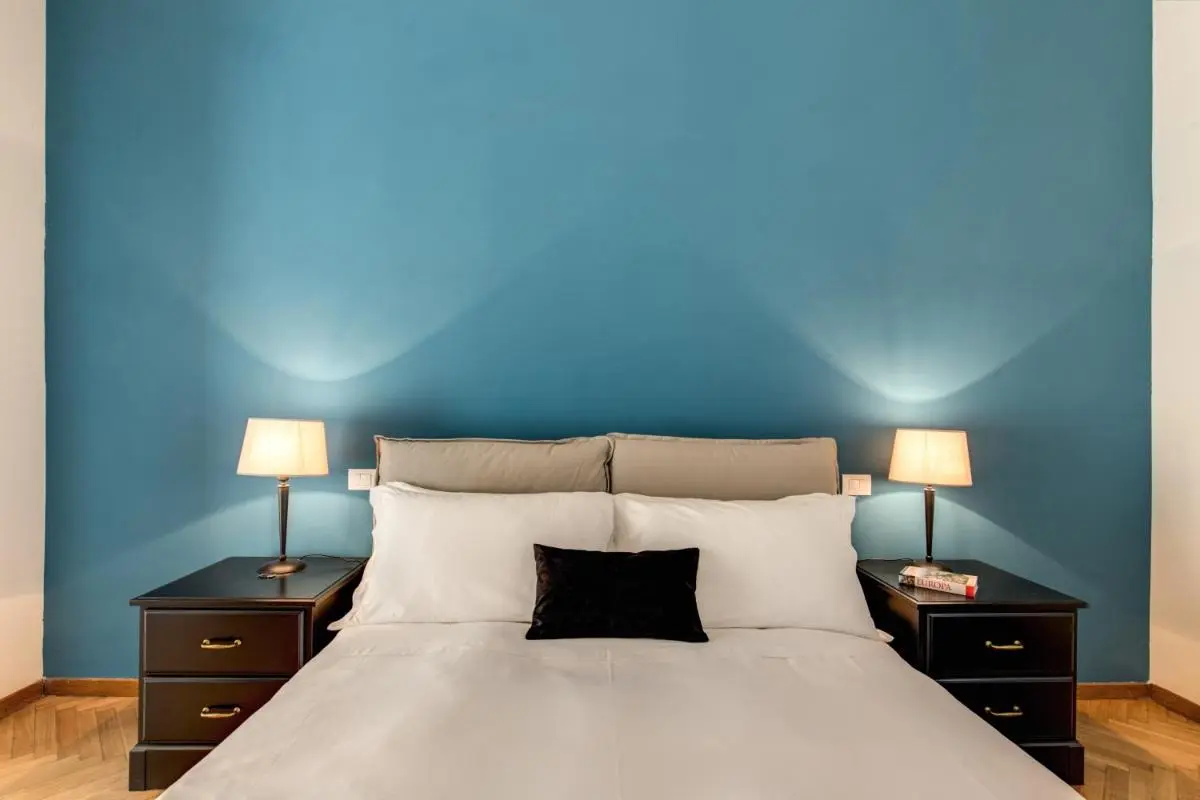 Image 1 of YH SUITE 131