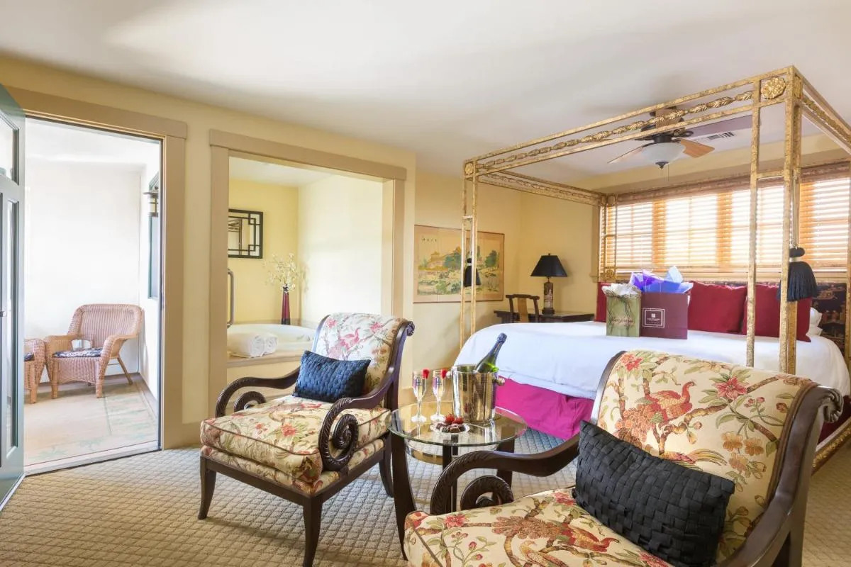 Image 5 of 1906 Lodge