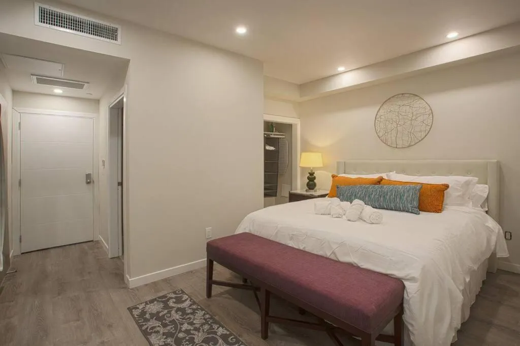 Image 1 of 1-Bedroom with Cali King Size Bed in San Diego