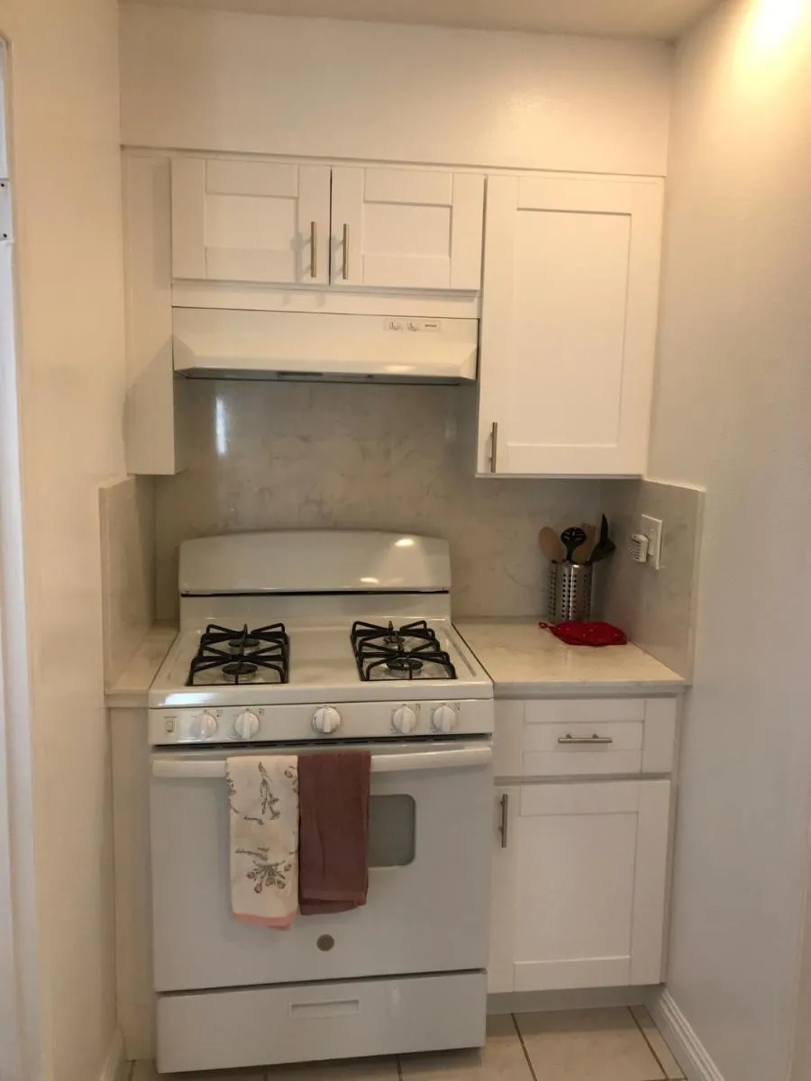 Image 4 of 3 Bedrooms Guest House, Pacific Beach, Sea World, Downtown,& 3 bus lines-3