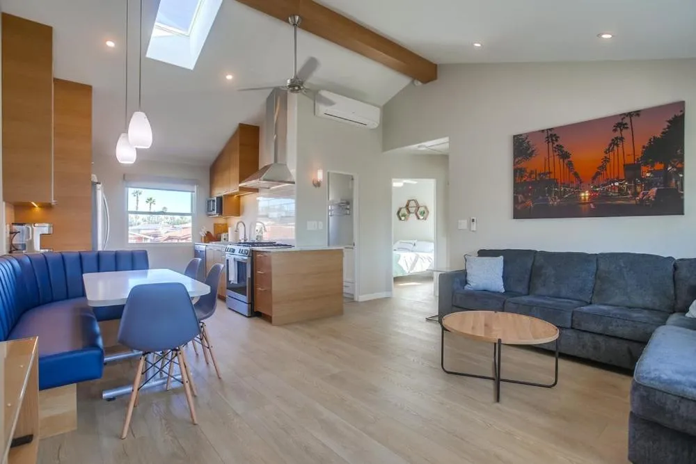 Image 3 of 7BD Family, Event Friendly, 2 blocks to Beach, Boardwalk