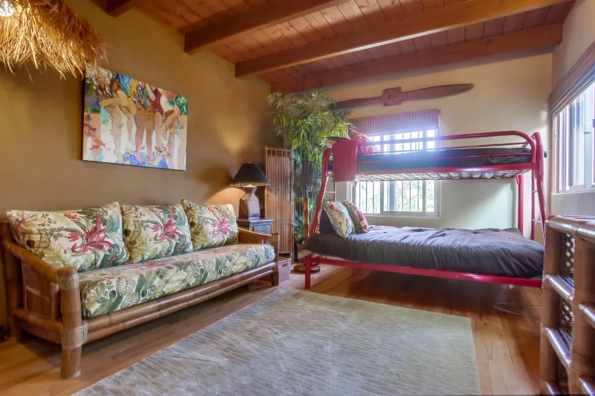 Image 6 of Above the Beach