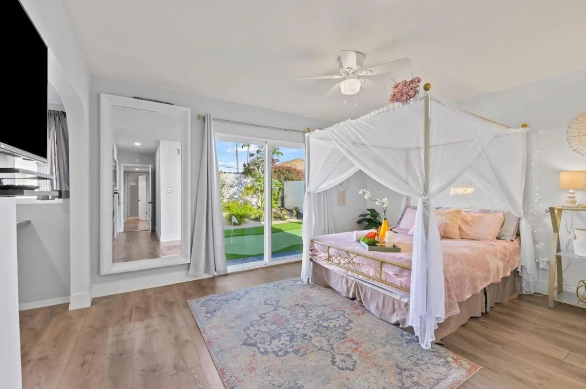 Image 5 of Amazing San Diego Oasis -Heated Pool Spa Sauna