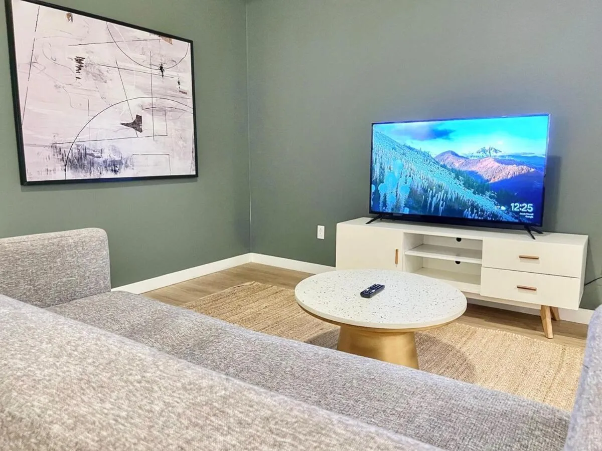 Image 4 of Ambient Oasis In The Heart Of San Diego