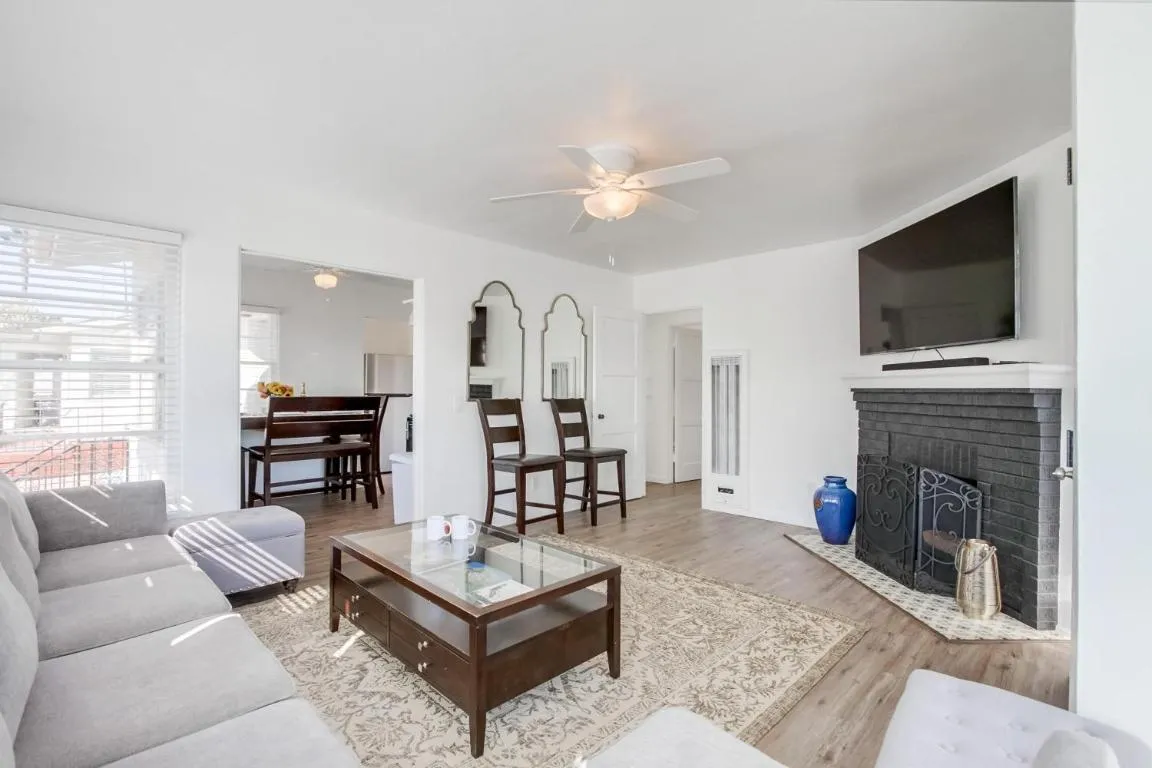 Image of Beachcomber 2