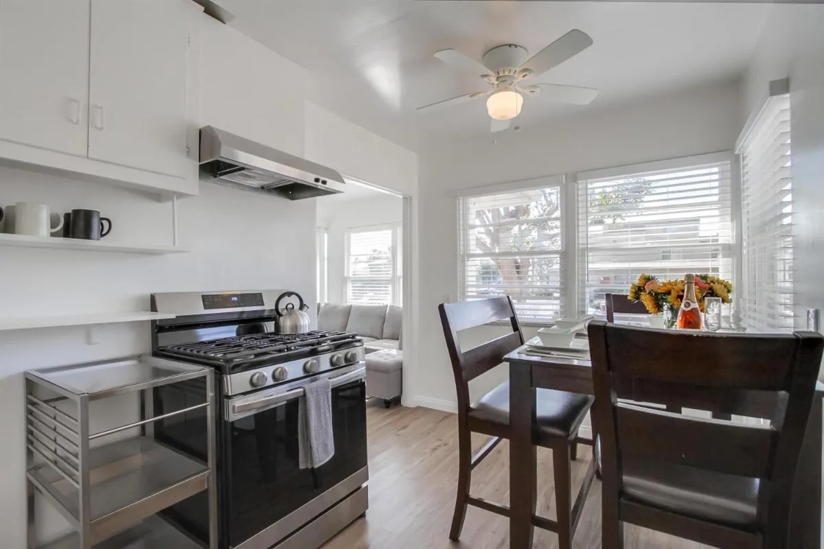 Image 3 of Beachcomber 2