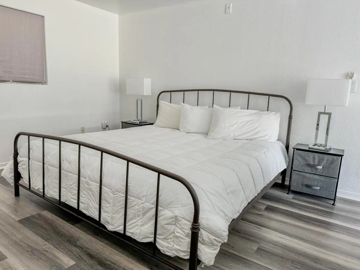 Image 5 of Beautiful Loft in Little Italy SD with Parking