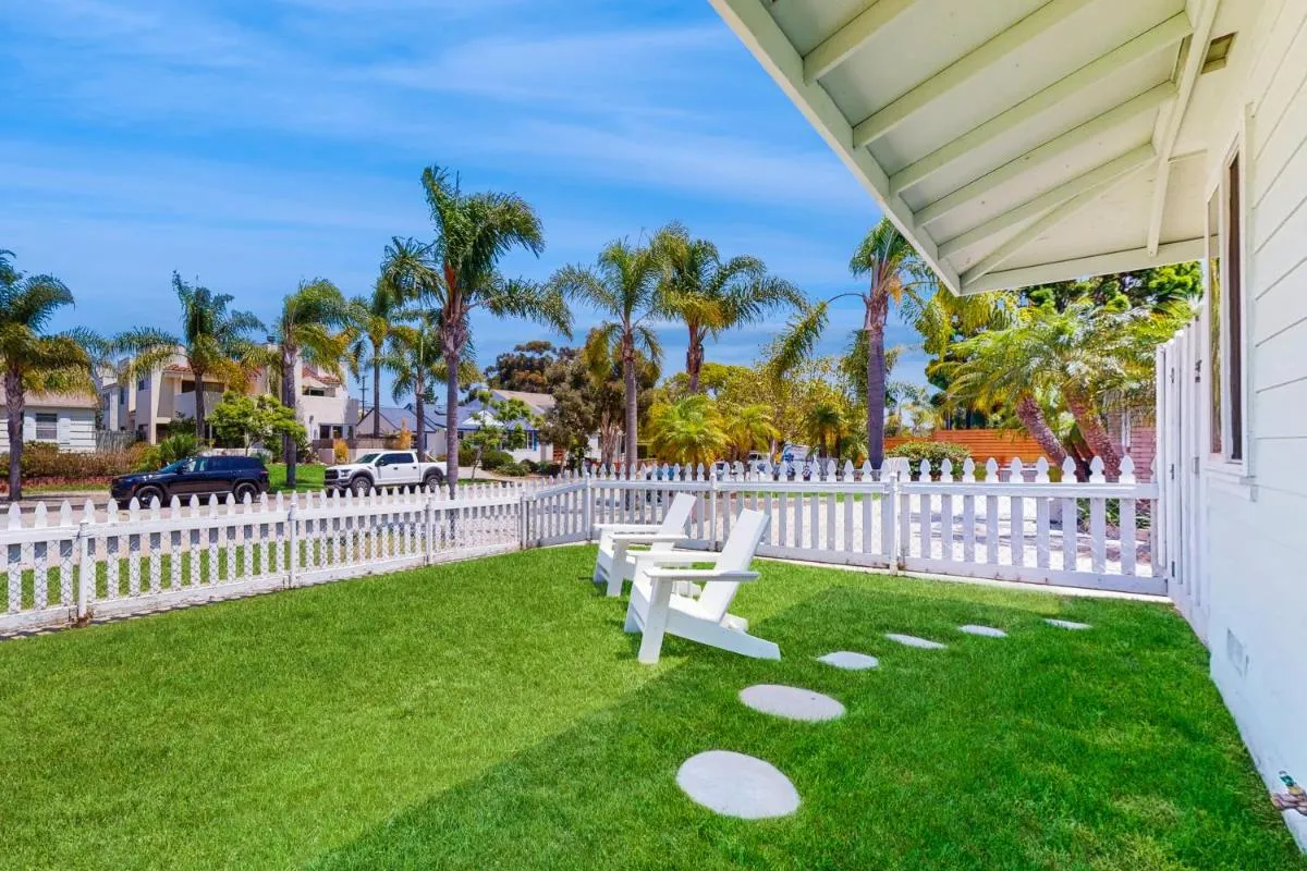 Image 5 of Blue Oasis