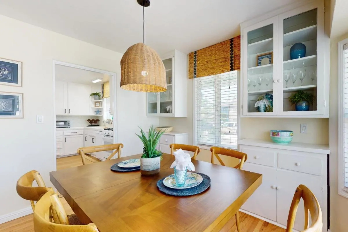 Image 3 of Blue Oasis