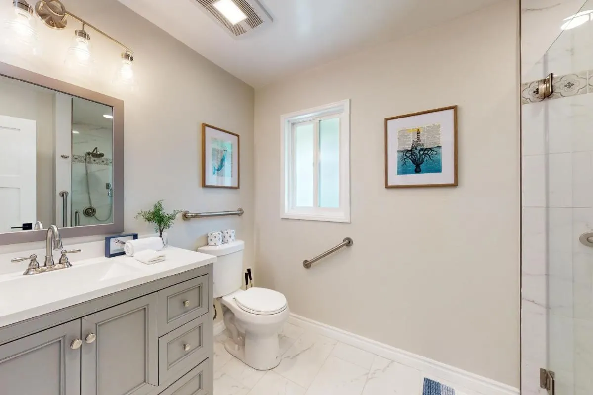 Image 2 of Blue Oasis