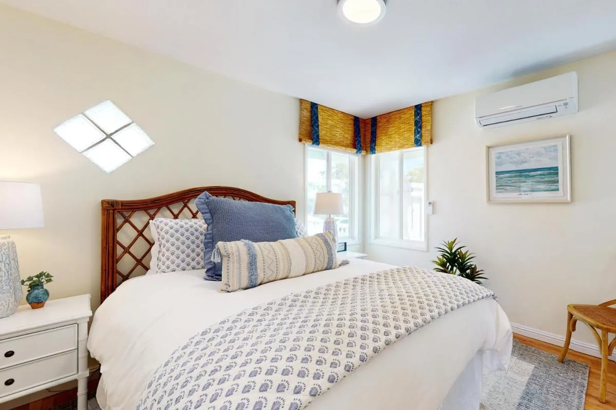 Image 6 of Blue Oasis