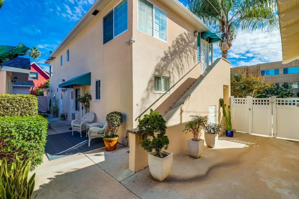 Image 5 of Blue Topaz