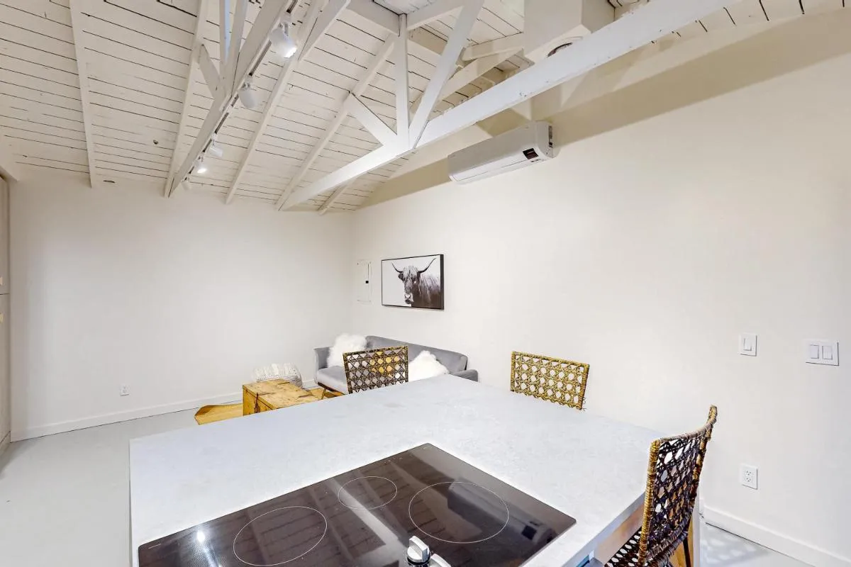 Image 3 of Casita Azul