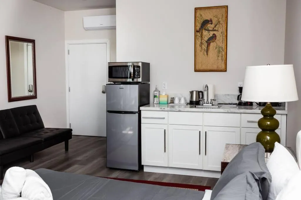 Image 3 of Centrally Located Cozy Studio Apartment in SD