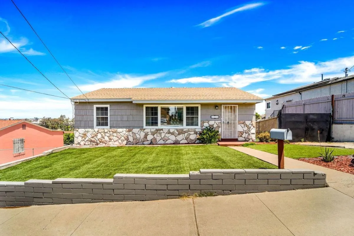 Image 4 of Charming 3BR Home by Rather Be Properties