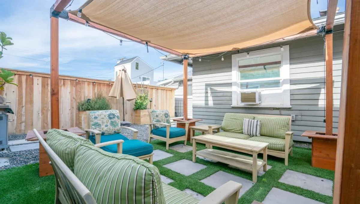 Image of Charming Bungalow Centrally Located