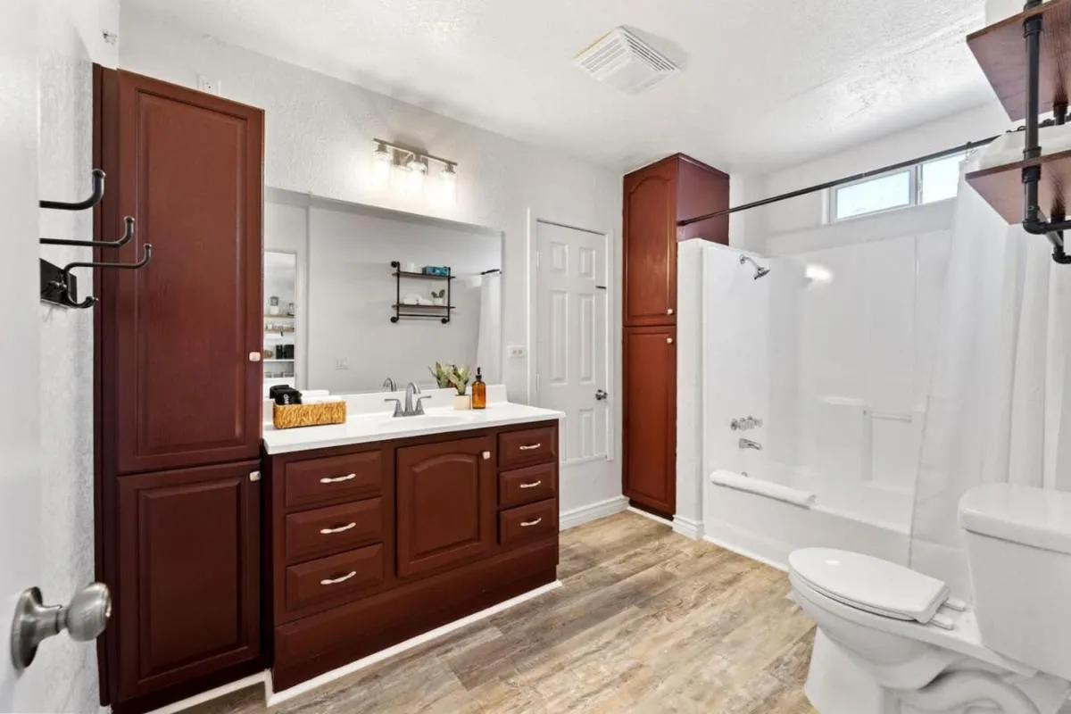 Image 2 of Charming Studio Retreat by Rather Be Properties