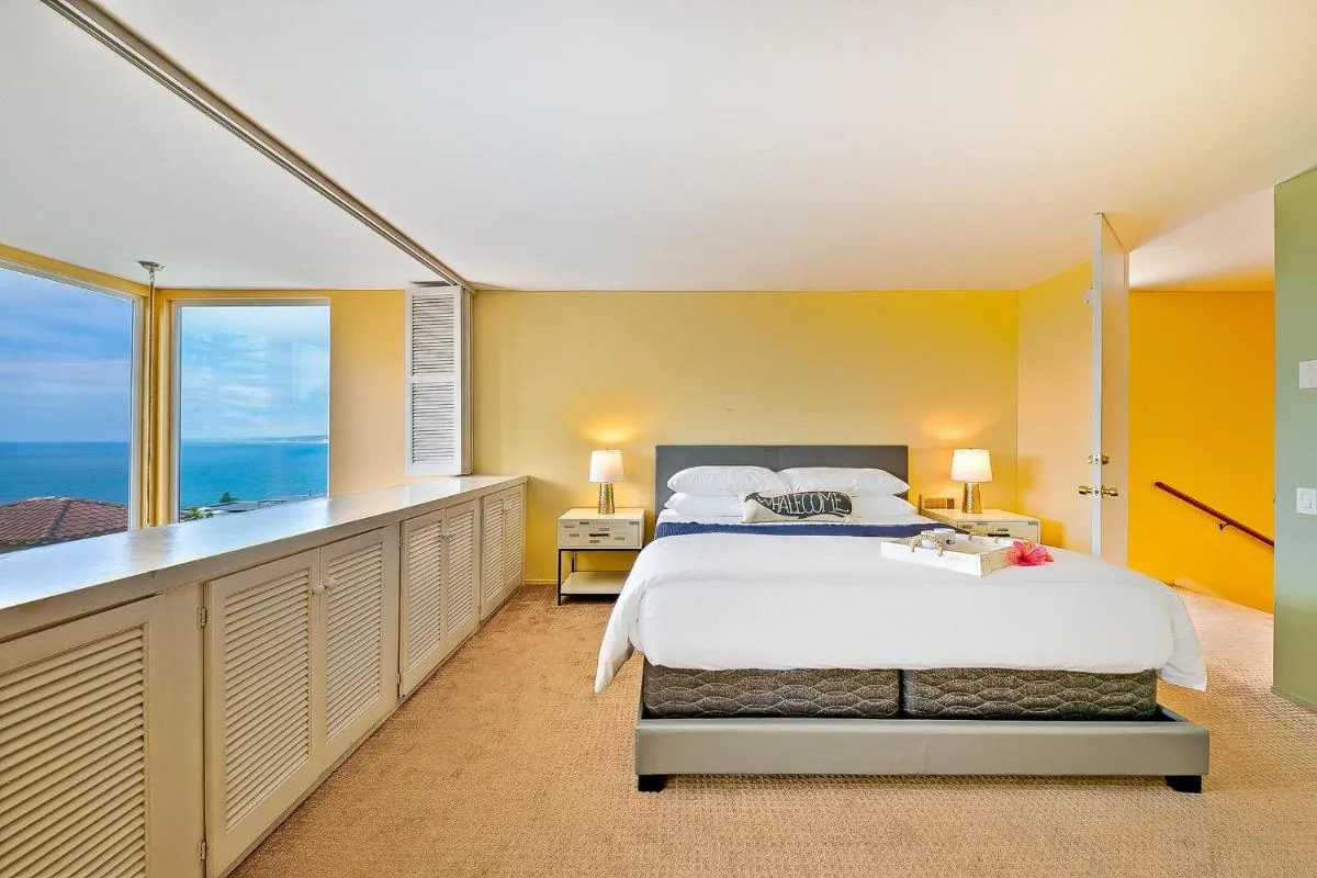 Image 6 of Coastal View