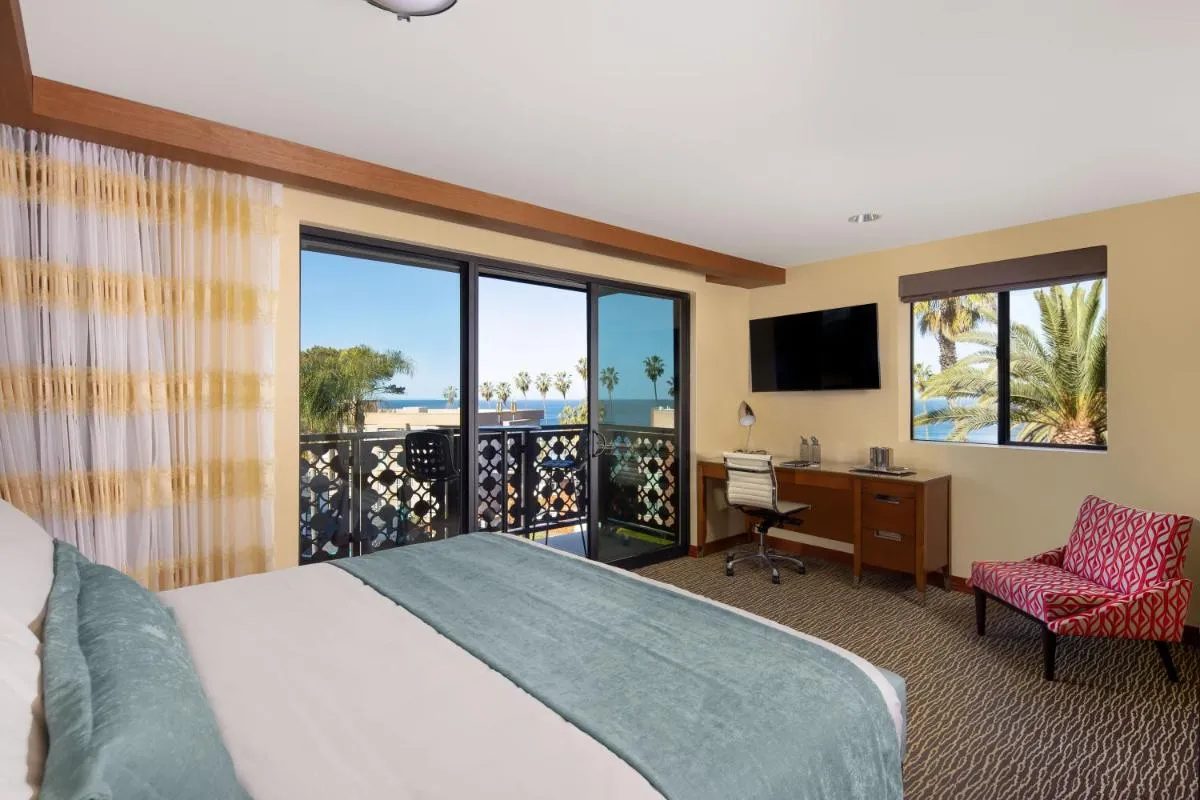 Image 1 of Cormorant Boutique Hotel