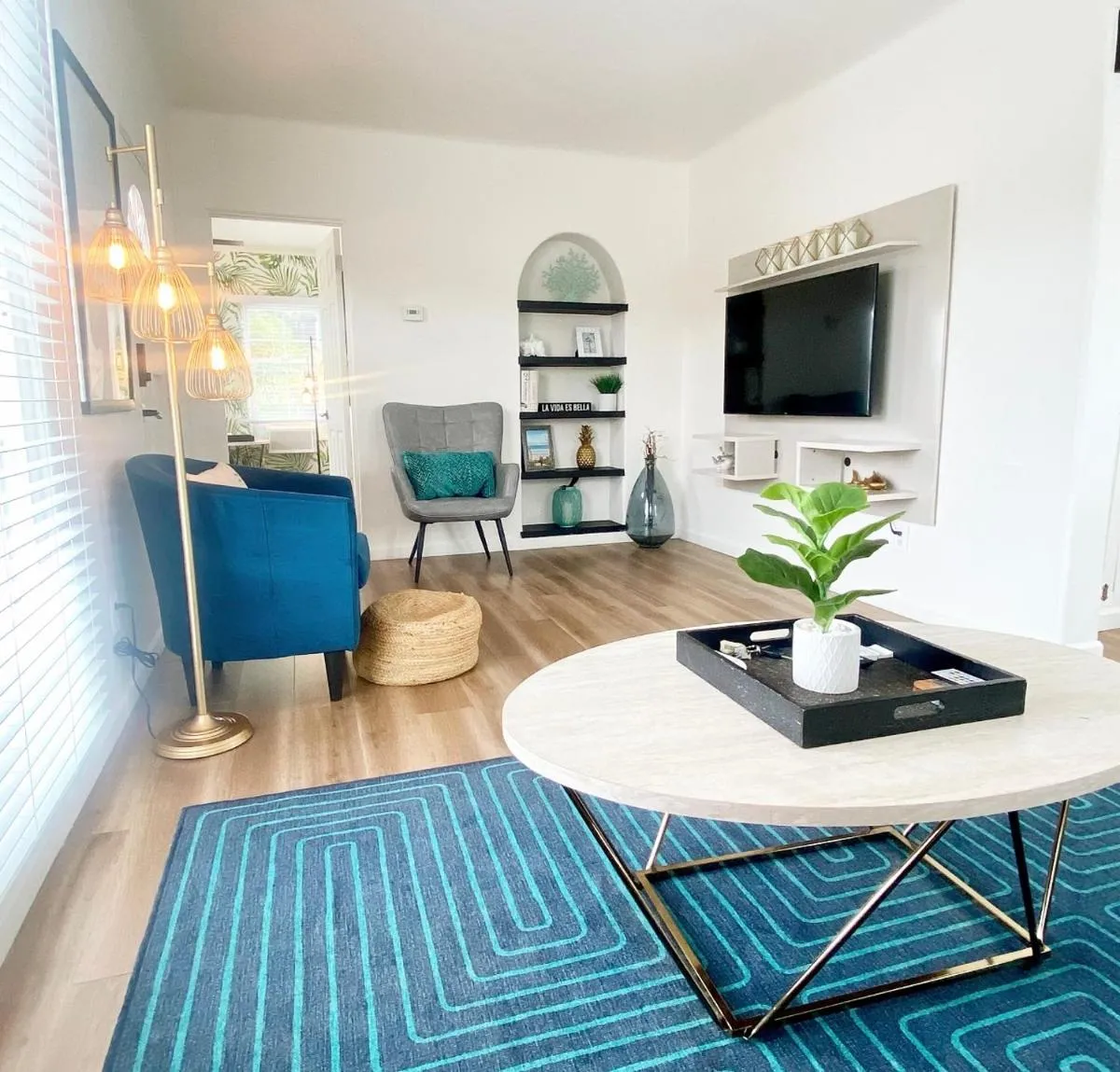 Image 4 of Crown Point Home w/ Cowboy Pool 2 Blocks to Bay