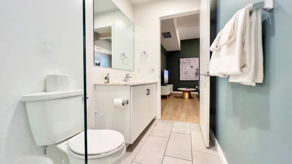 Image 2 of Dapper Retreat In Vibrant San Diego