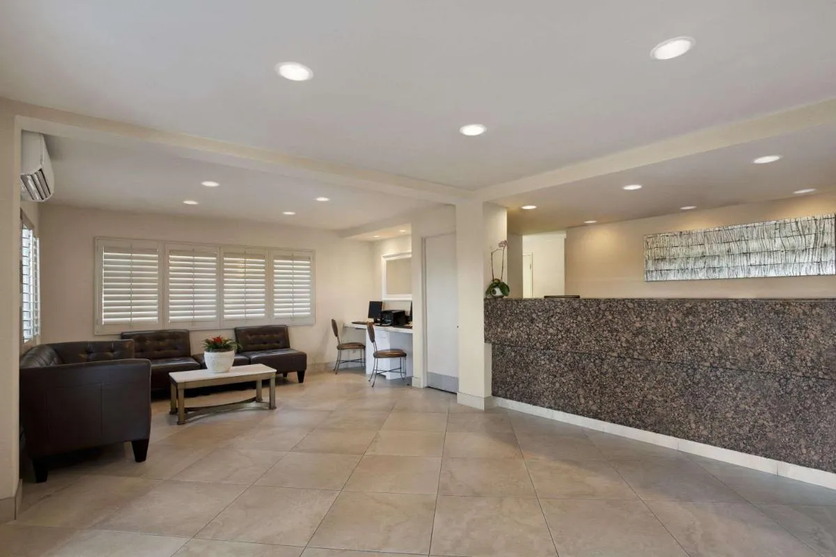 Image 5 of Days Inn by Wyndham San Diego Hotel Circle