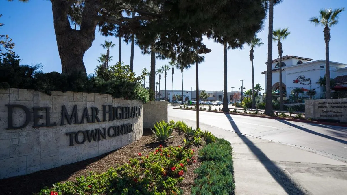 Image 5 of DoubleTree by Hilton San Diego Del Mar