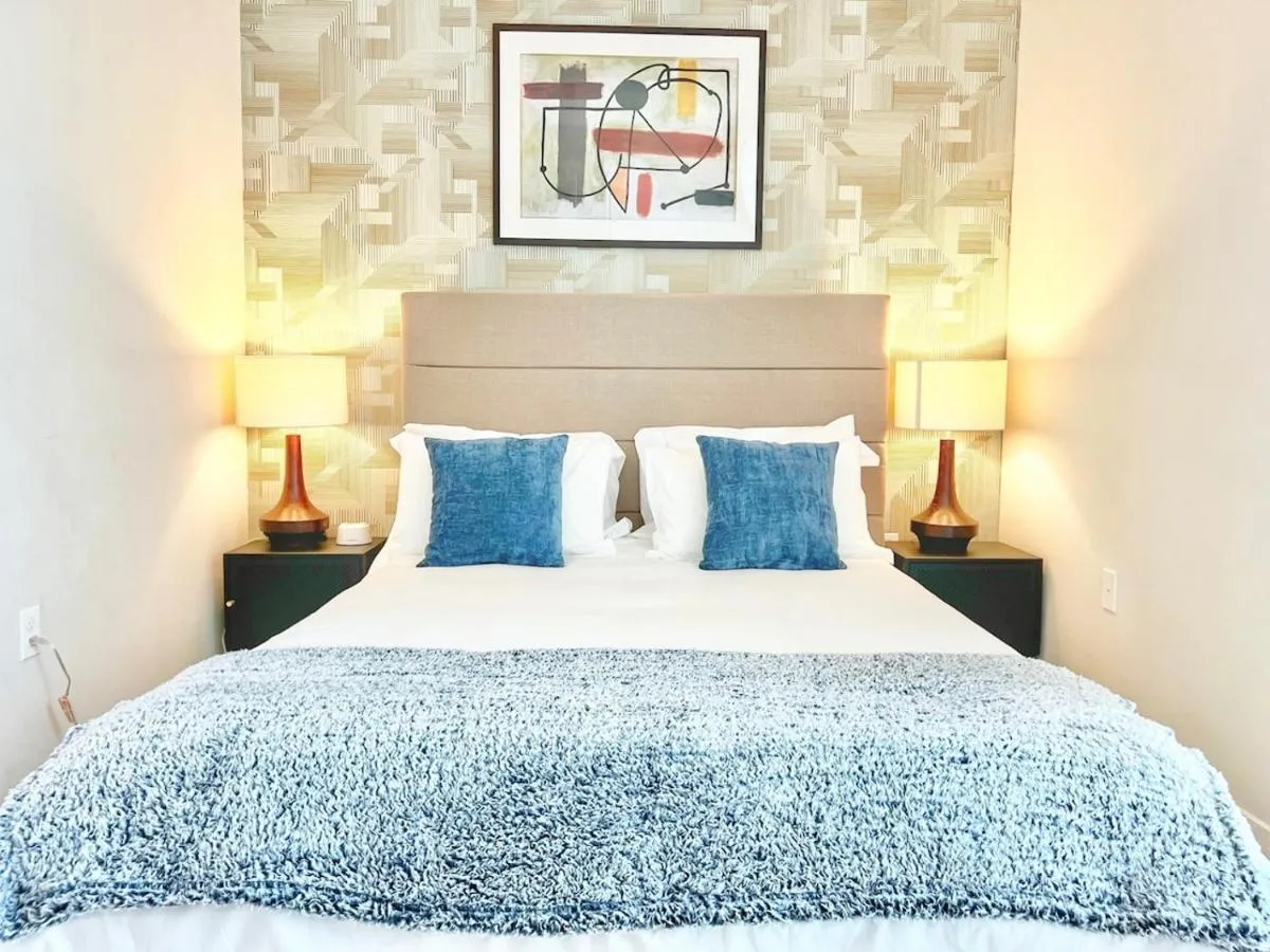 Image 1 of Downtown San Diego Getaway