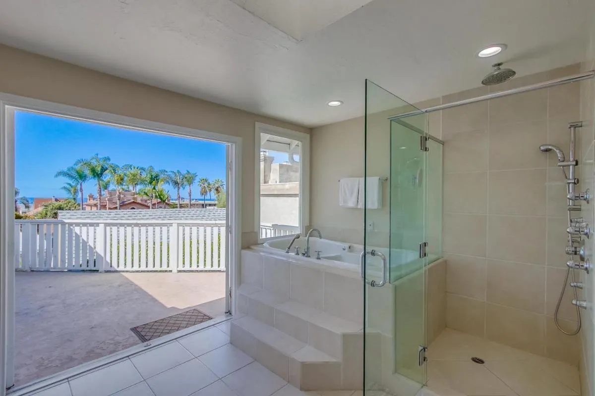 Image 2 of Draper Paradise