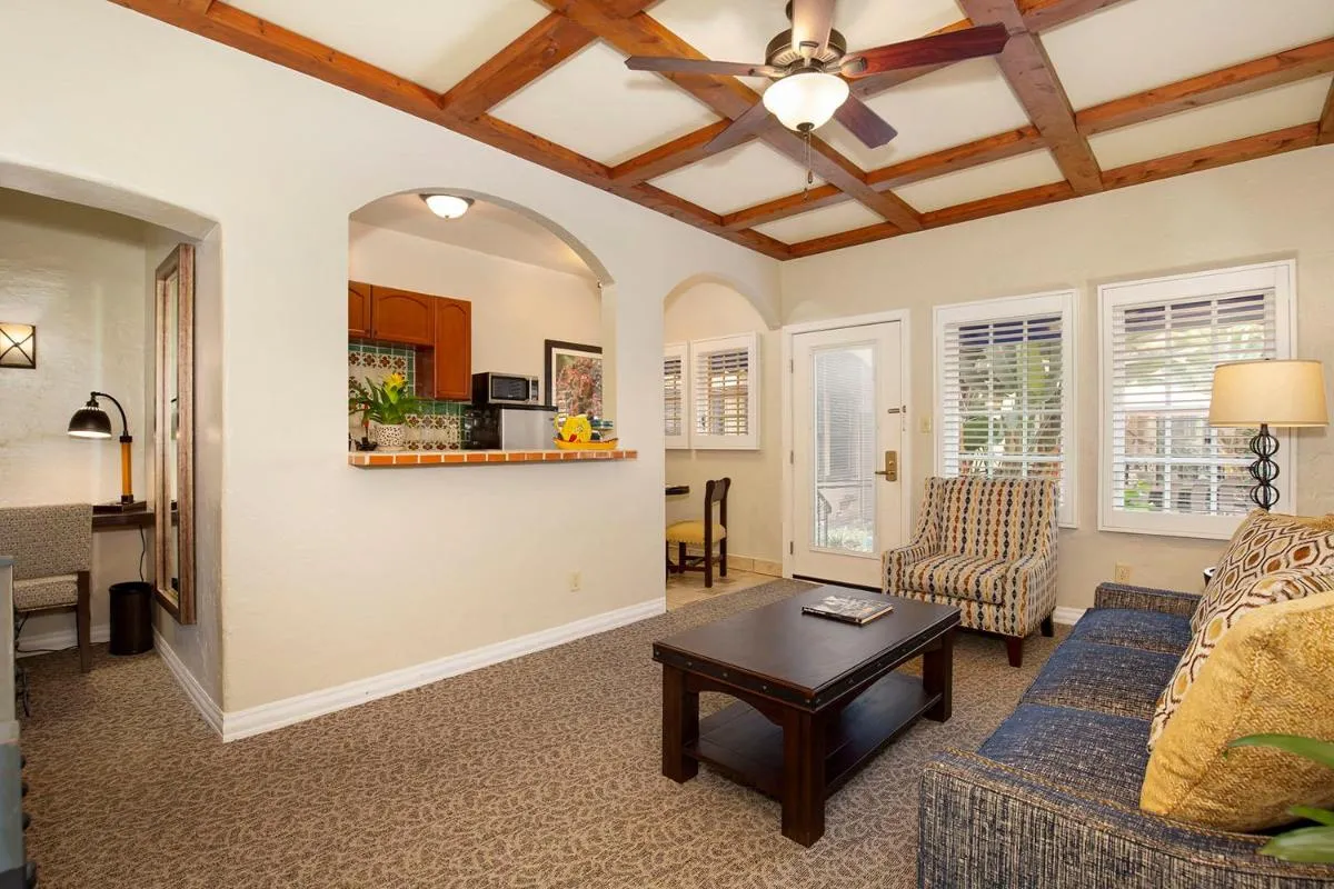 Image 4 of El Cordova