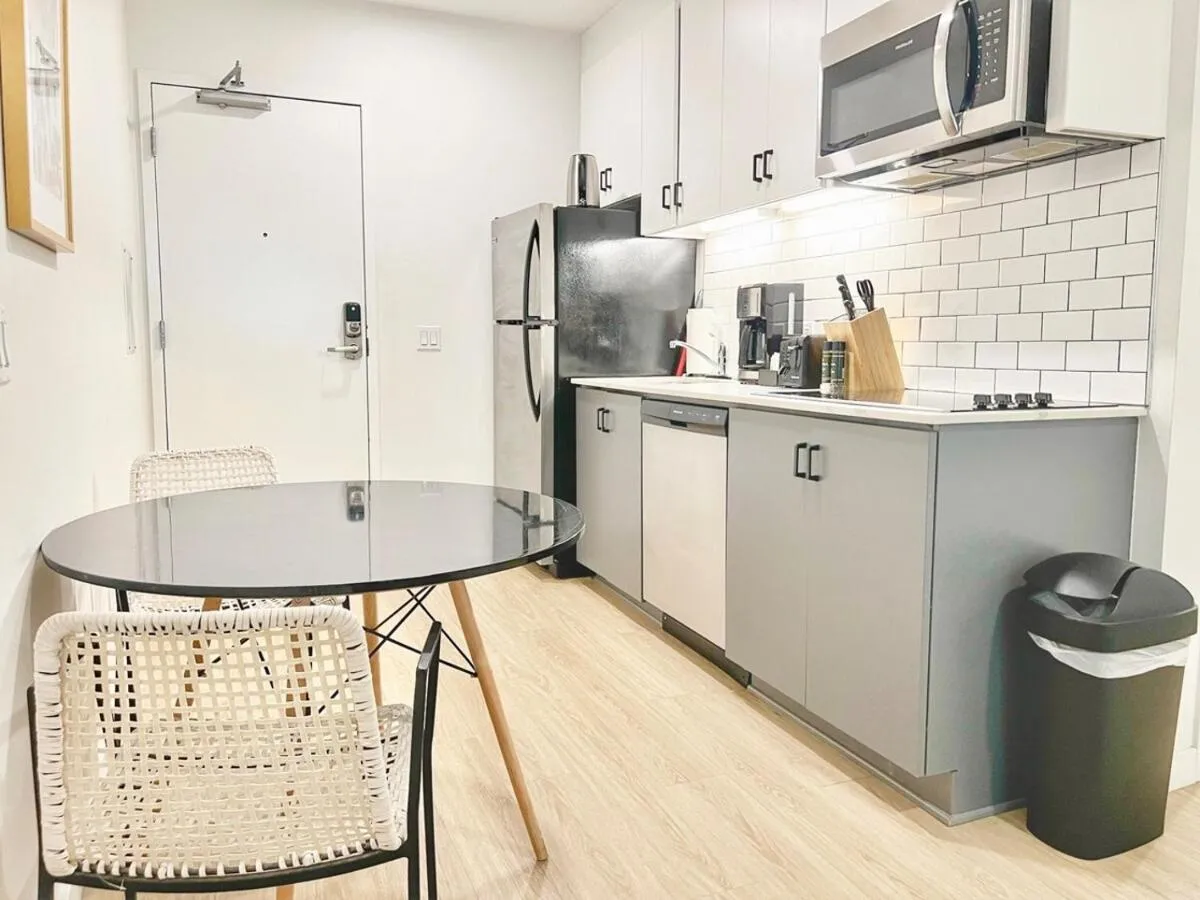 Image 3 of Fabulous Urban Retreat In San Diego