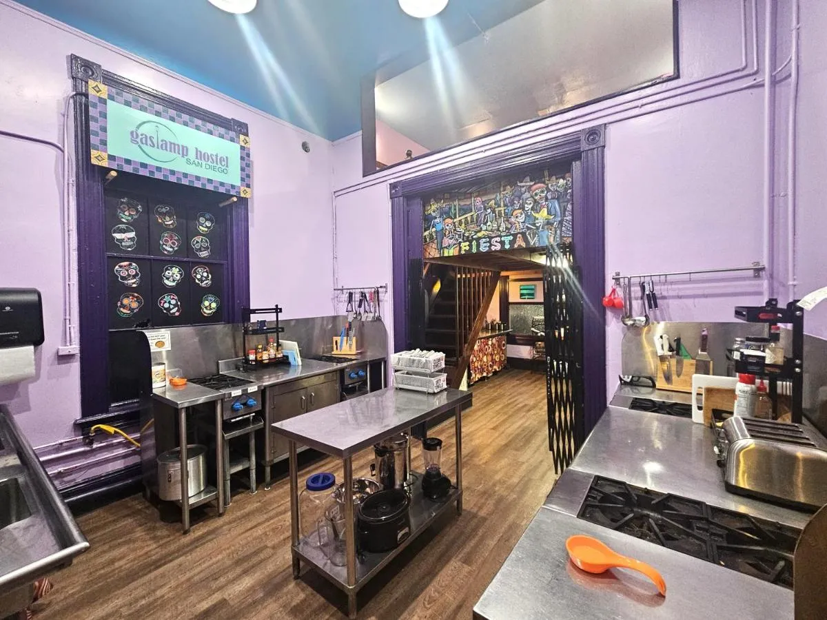 Image 2 of Gaslamp Hostel