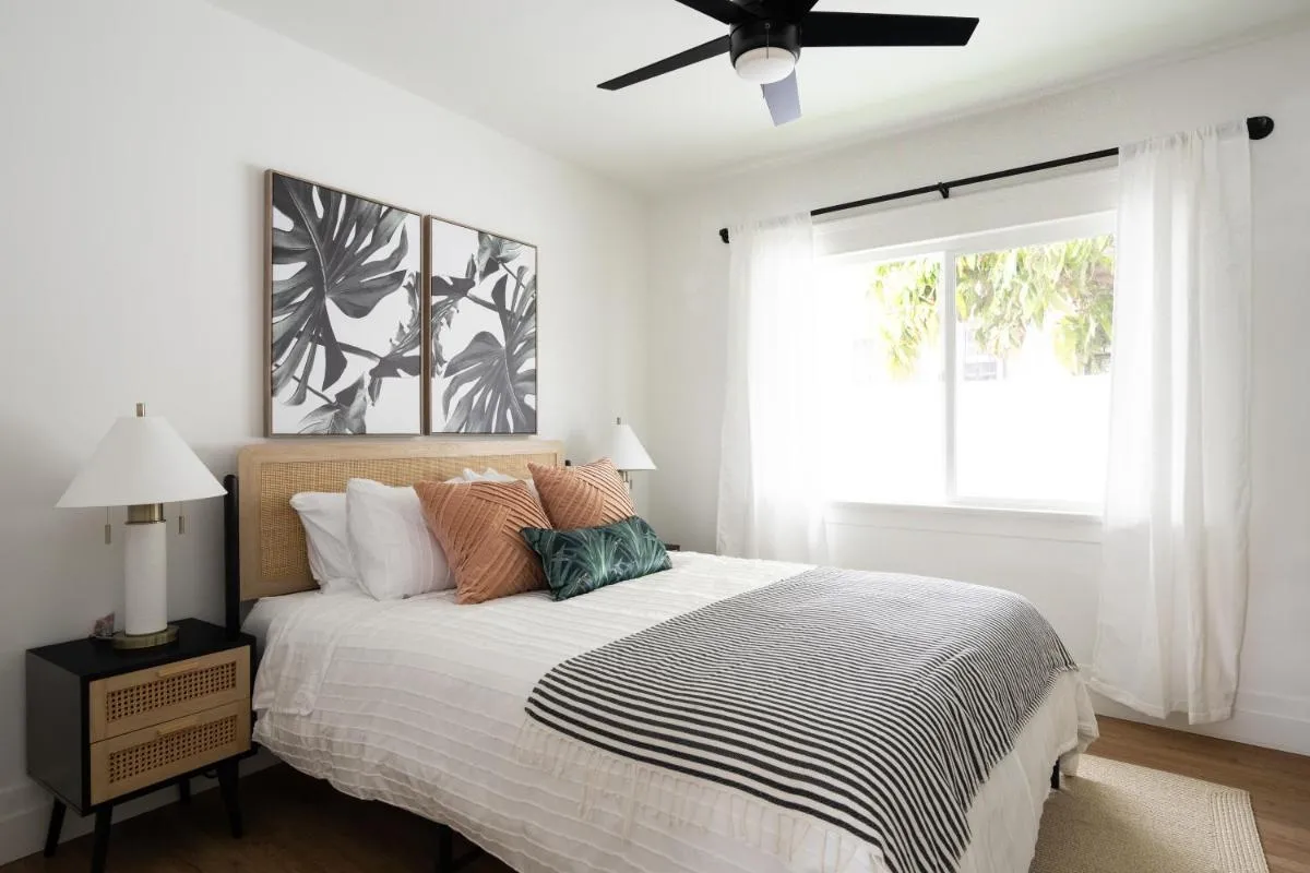 Image 6 of *Golden Getaway* 5 Beds / 8 Minutes to Downtown