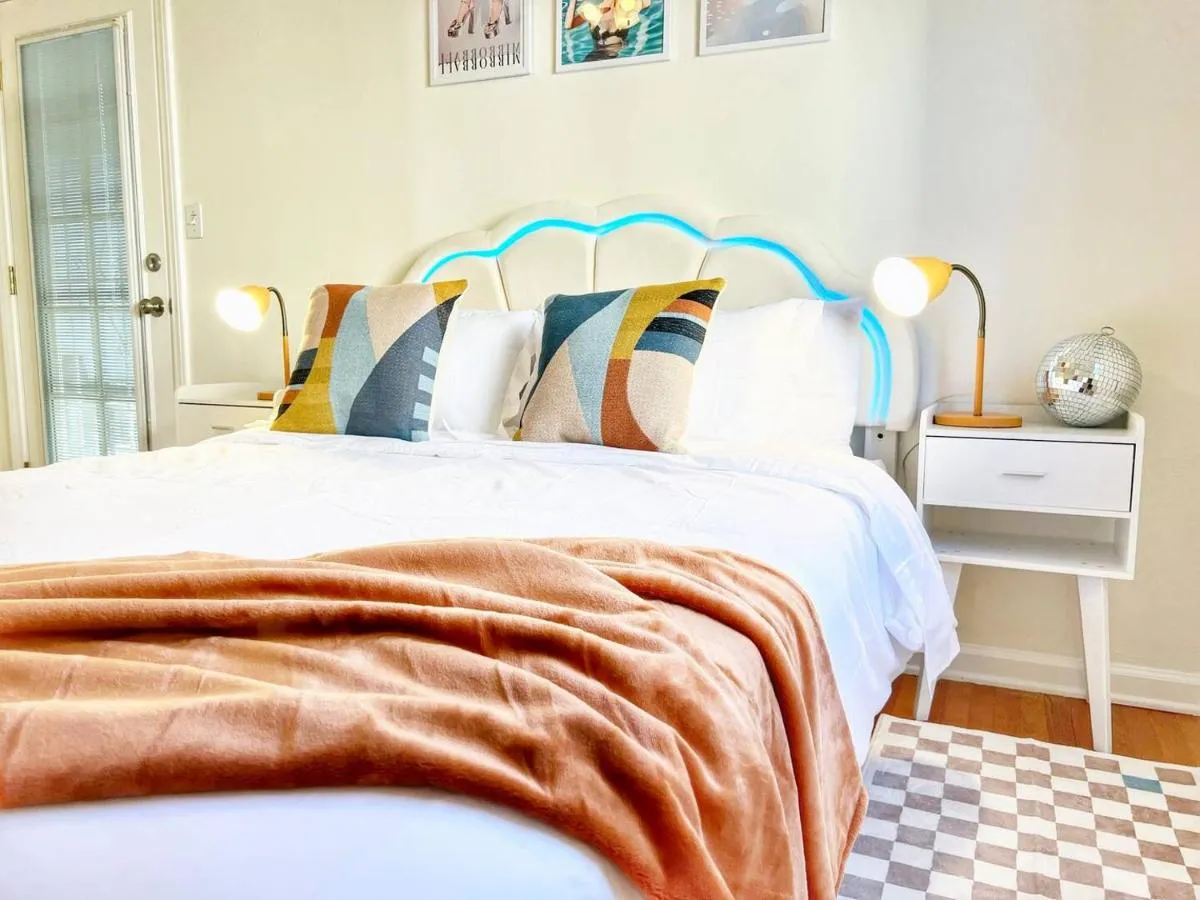 Image 6 of Groovy Getaway Retro Vibes In North Park, Sd