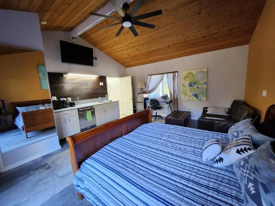 Image of Guest Suite Torrey Pines Golf, Salk, Scripp, Ucsd