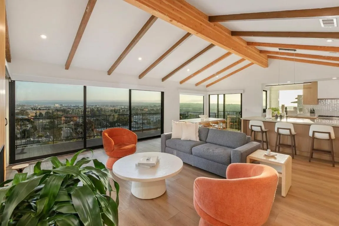 Image of Heated Pool-Jacuzzi-King Bed-City Views-Chic Decor