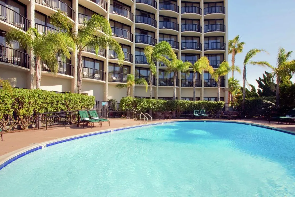 Image 3 of Hilton San Diego Airport/Harbor Island