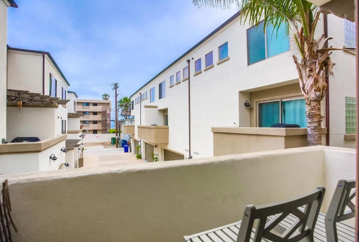 Image 5 of Just Sandy