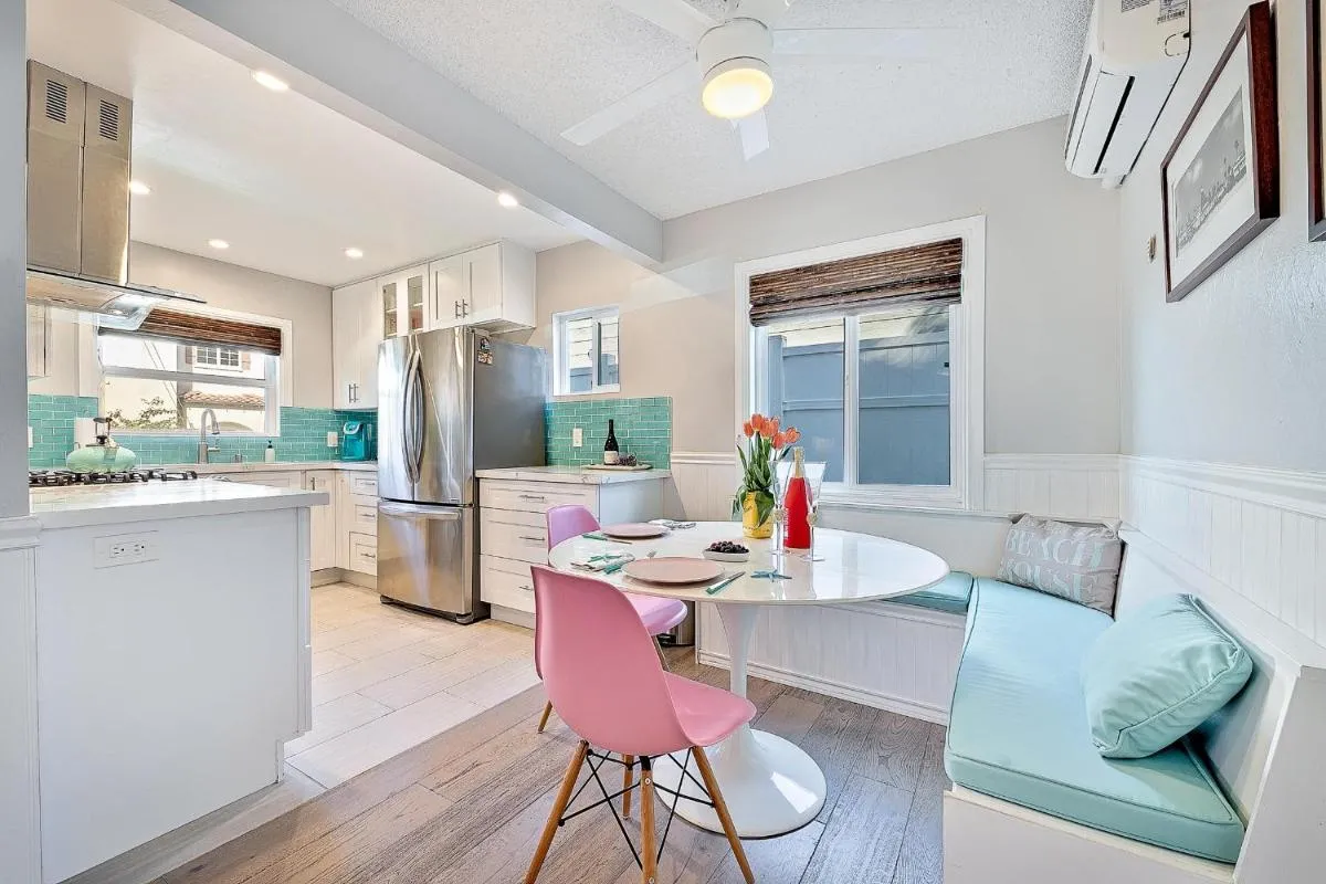 Image 3 of La Jolla Cottage