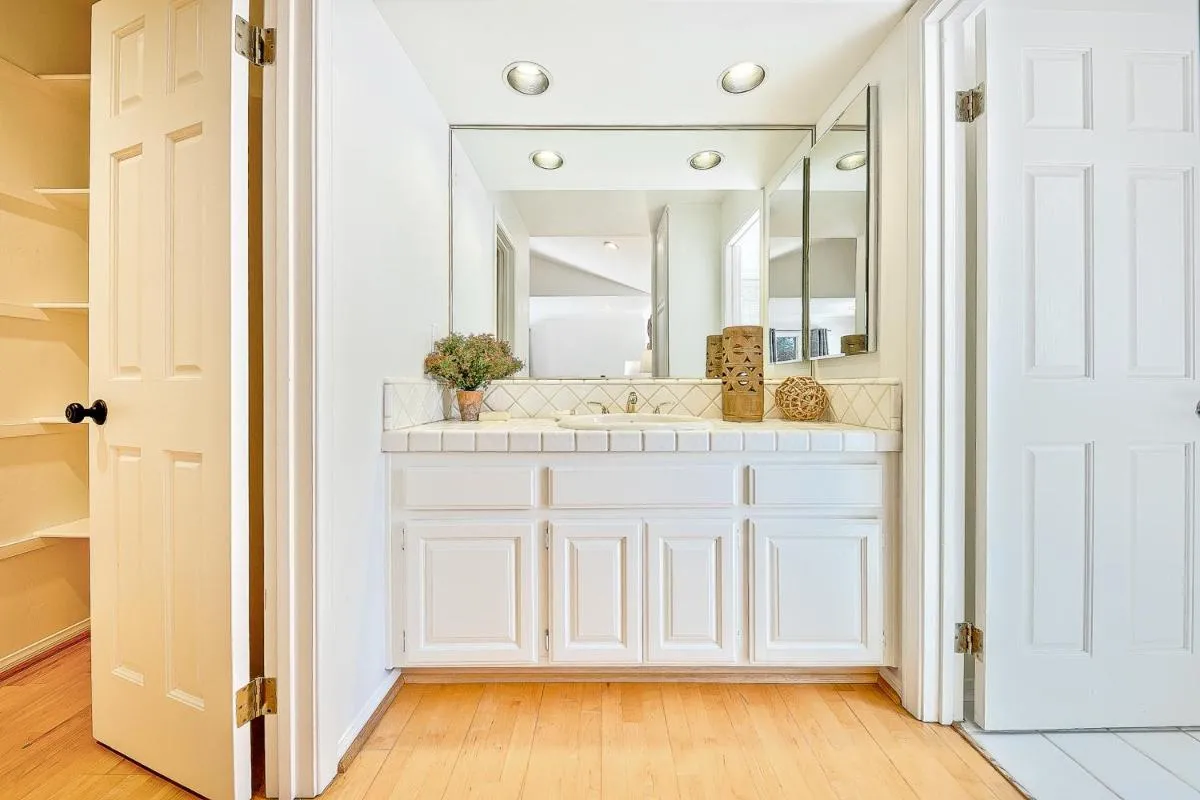 Image 2 of La Jolla Cove Beauty